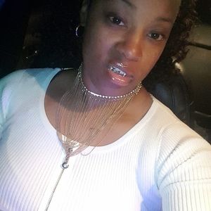 Meet your Posher, Sharmaniik